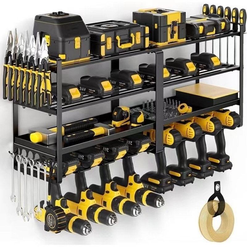 Hand Tools In Workshop - رف منظم للأدوات اليدوية يثبت على