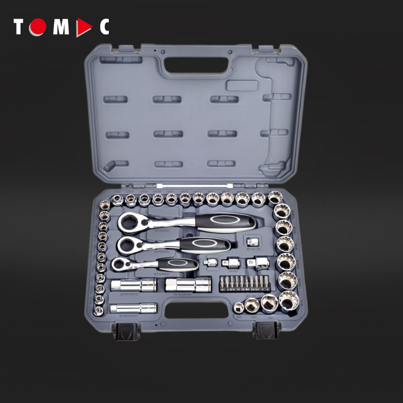 طقم أدوات TOMAC المكون من 52 ق - مراجعة Tool Set وسعره